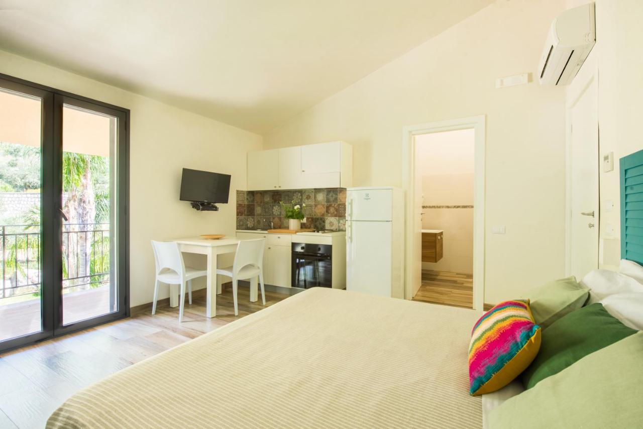 Apartment Ulivo Blu Homes