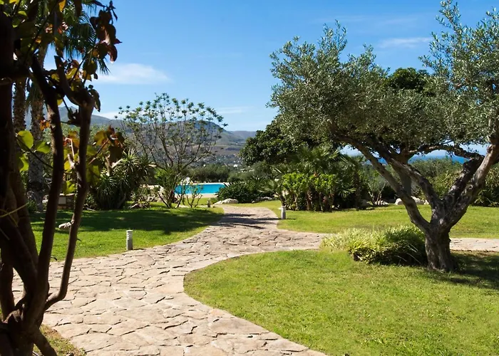 Ulivo Blu Holiday Homes