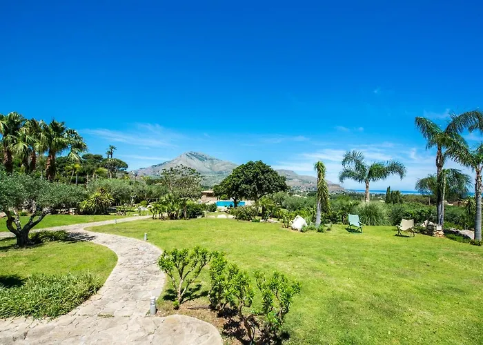 Ulivo Blu Holiday Homes